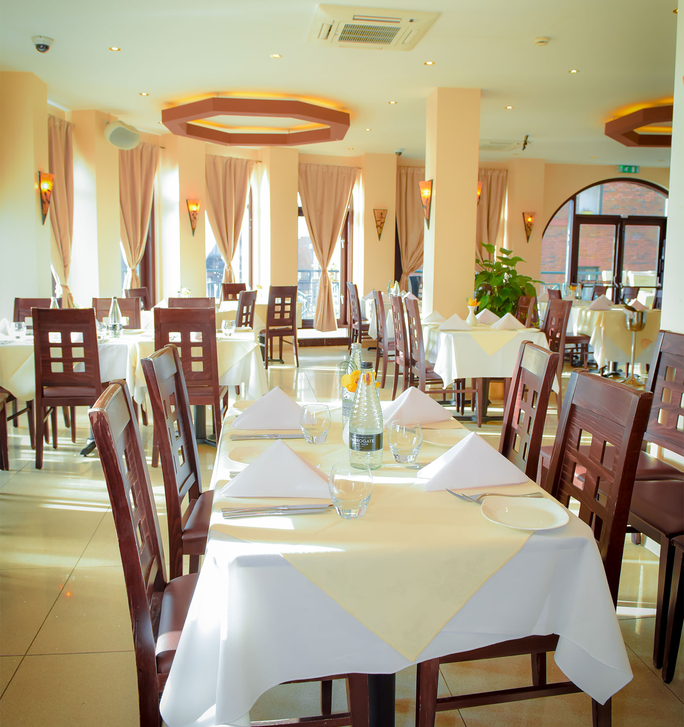 Canary Wharf Reservations Manjal Fine Dining Indian Restaurant And Canary Wharf Reservations Manjal Fine Dining Indian Restaurant And